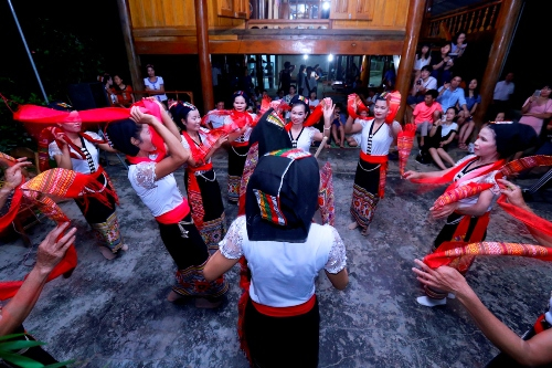 Bản du lịch cộng đồng Nưa
